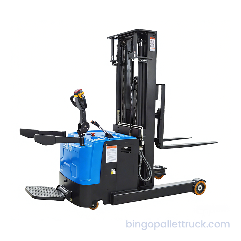 Dar Koridor Ağır Hizmet Depolama için 2000kg EPS Elektrikli Stand-on Reach İstifleyici